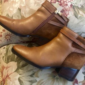 Ralph Lauren Booties